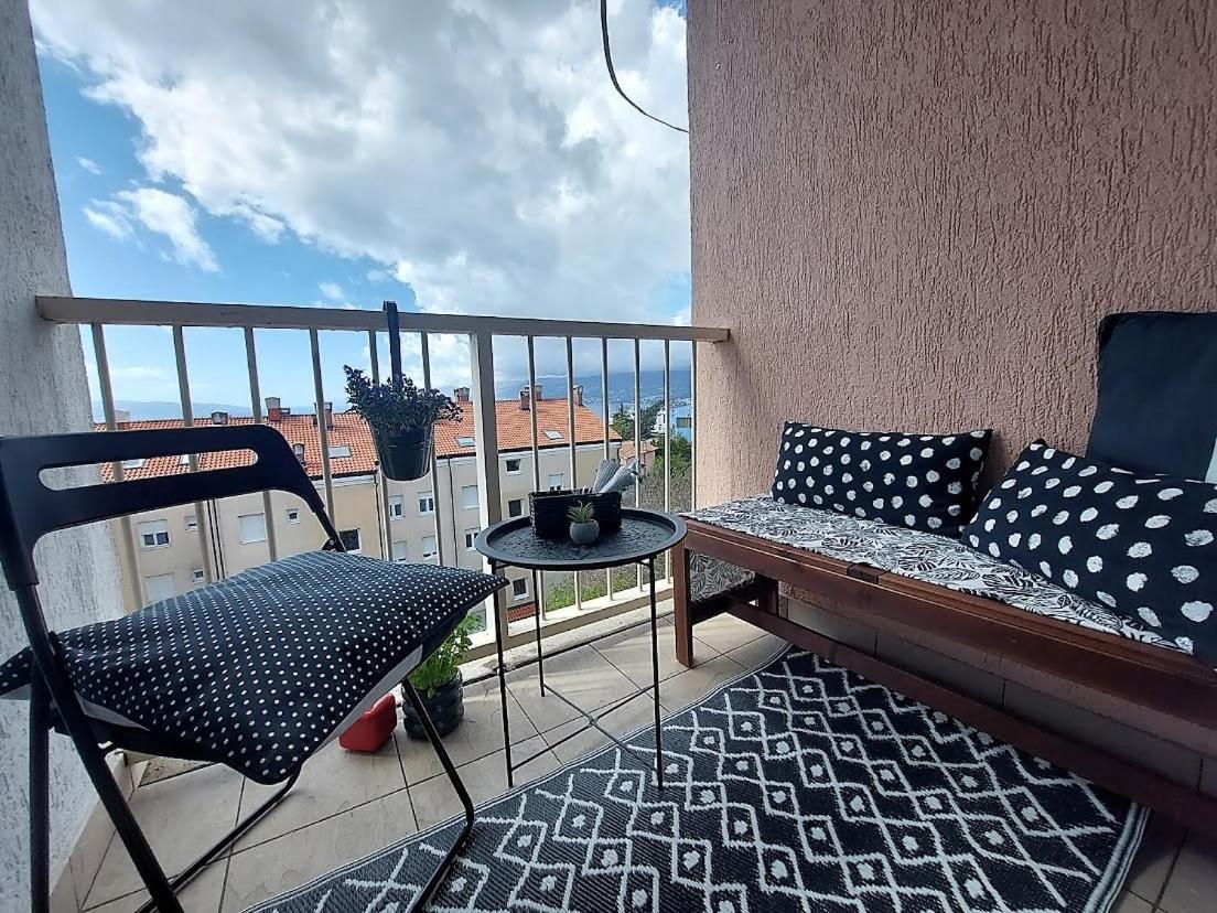 Urban Nest, Sunny Apartment 4 Stars Риека Экстерьер фото