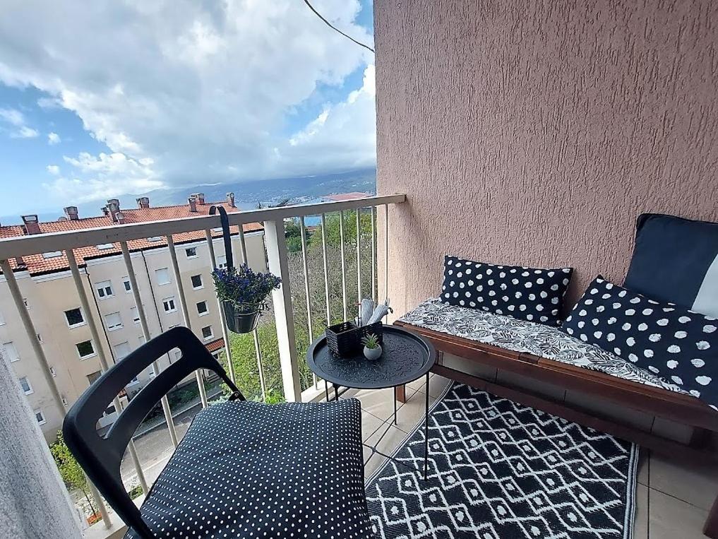 Urban Nest, Sunny Apartment 4 Stars Риека Экстерьер фото